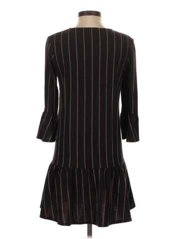Slate & Willow Casual Dress (view 2)