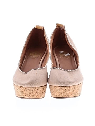 Crown Vintage Wedges (view 2)