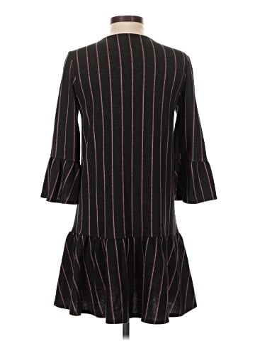Slate & Willow Casual Dress (view 2)