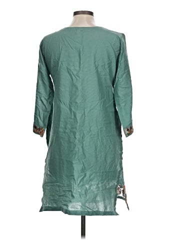 Unbranded Casual Dress (view 2)