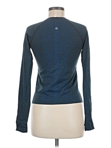 Lululemon Athletica Long Sleeve Top (view 2)