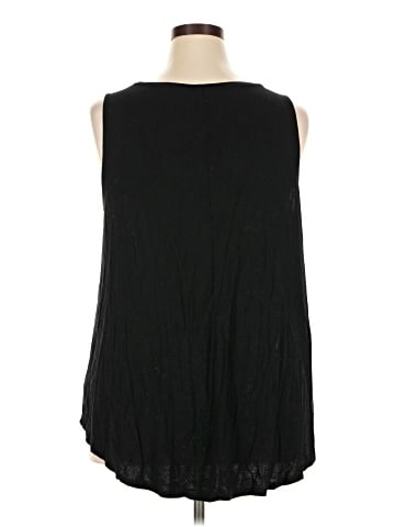 Old Navy Sleeveless T-Shirt (view 2)