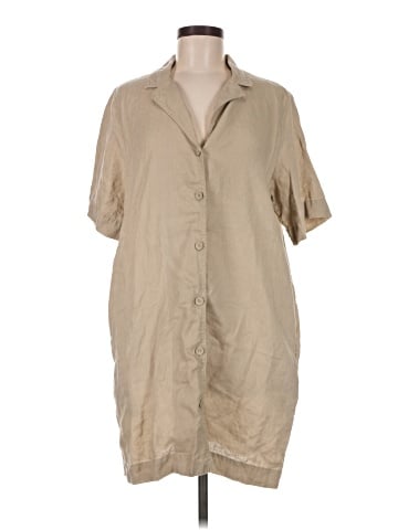Everlane Casual Dress (view 1)