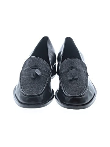 Etienne Aigner Flats (view 2)