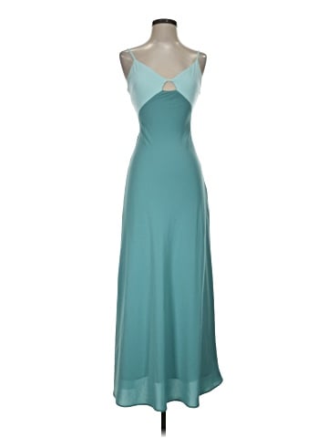 Abercrombie & Fitch Cocktail Dress (view 1)