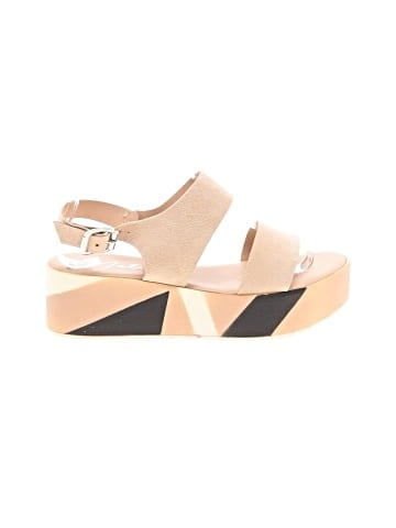 Matisse Wedges (view 1)