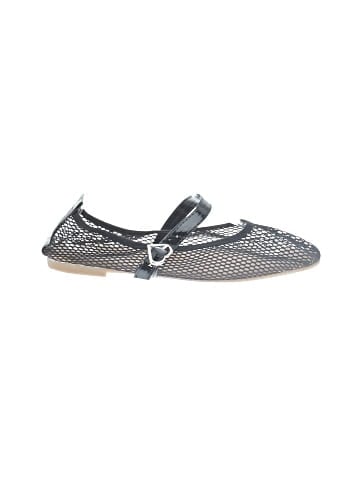 Unbranded Flats (view 1)