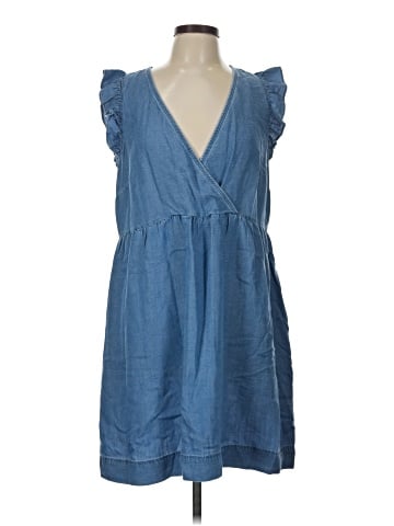 Ann Taylor LOFT Casual Dress (view 1)
