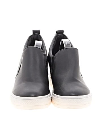 Wanted Sneakers (view 2)