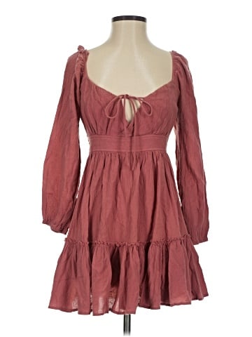 Le Lis Casual Dress (view 1)