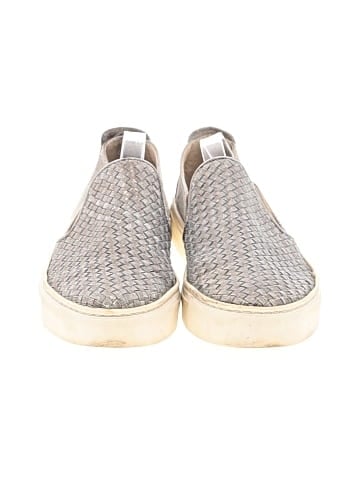 The Flexx Sneakers (view 2)
