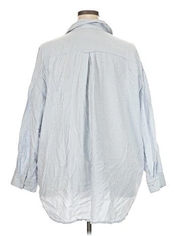 Old Navy Long Sleeve Button-Down Shirt (view 2)