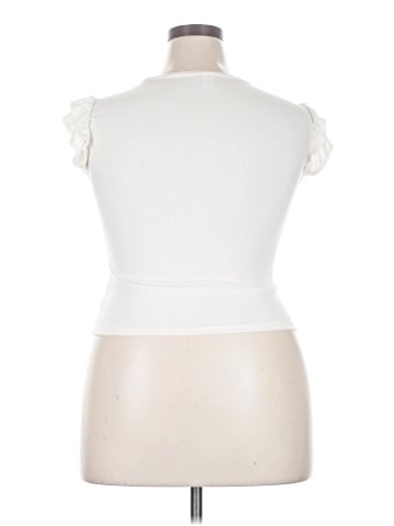 Old Navy Sleeveless T-Shirt (view 2)