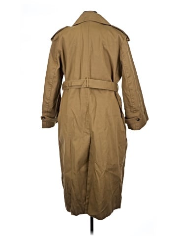 Banana Republic Trenchcoat (view 2)