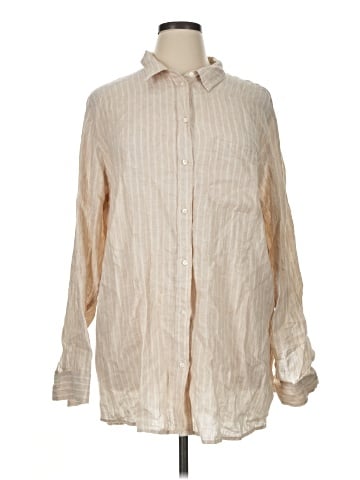 Gap Long Sleeve Button-Down Shirt (view 1)