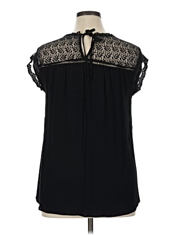 Daniel Rainn Short Sleeve Blouse (view 2)