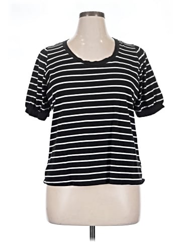 Time and Tru Short Sleeve Top (view 1)