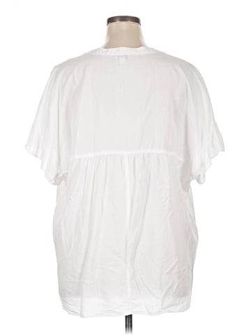 Crown & Ivy Short Sleeve Blouse (view 2)