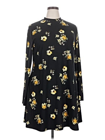 Arizona Jean Company Casual Dress (view 1)