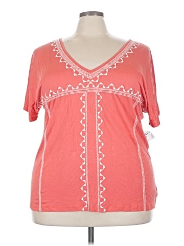Old Navy Short Sleeve T-Shirt (view 1)