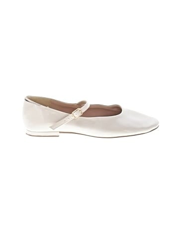 Zara Flats (view 1)