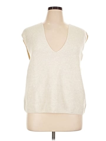Uniqlo Pullover Sweater (view 1)