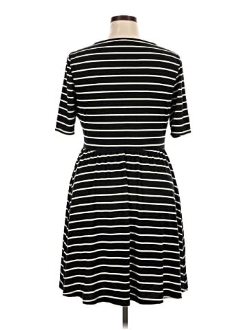 Apt. 9 Casual Dress (view 2)