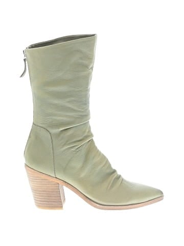 Silent D Boots (view 1)