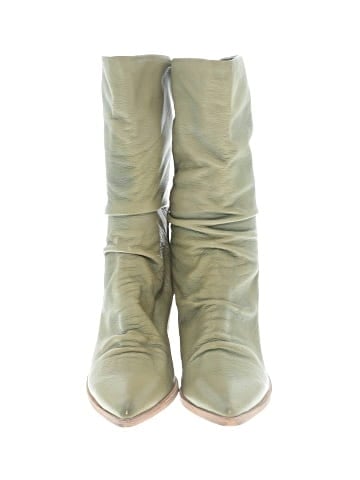 Silent D Boots (view 2)