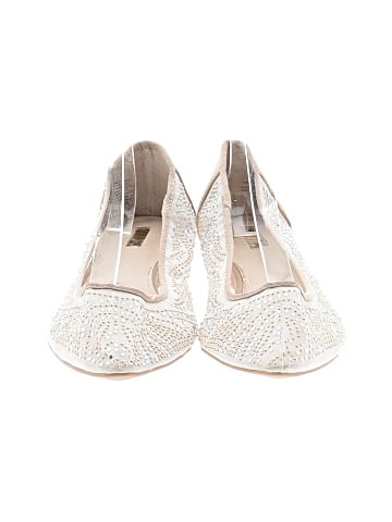Jennifer Lopez Flats (view 2)