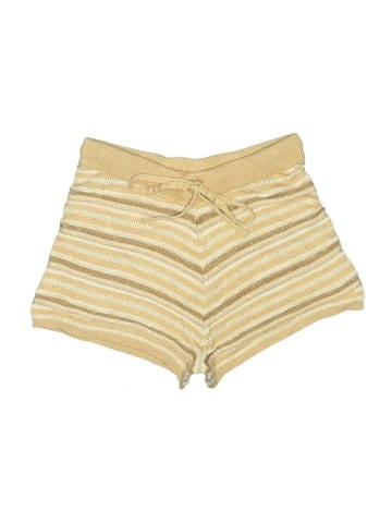 Full Circle Trends With Love Shorts (view 1)