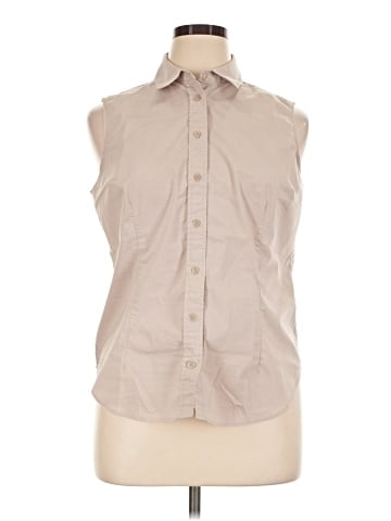 New York & Company Sleeveless Button-Down Shirt (view 1)