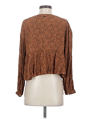 Billabong 3/4 Sleeve Blouse (view 2)