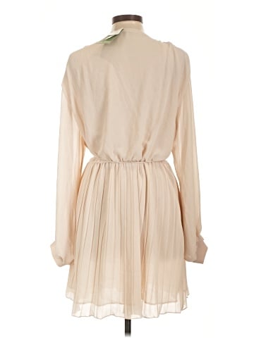 H&M Casual Dress (view 2)