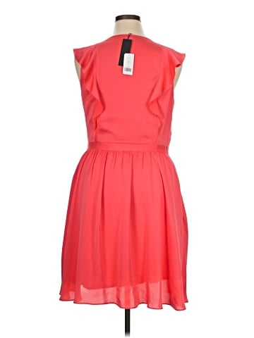 Banana Republic Casual Dress (view 2)
