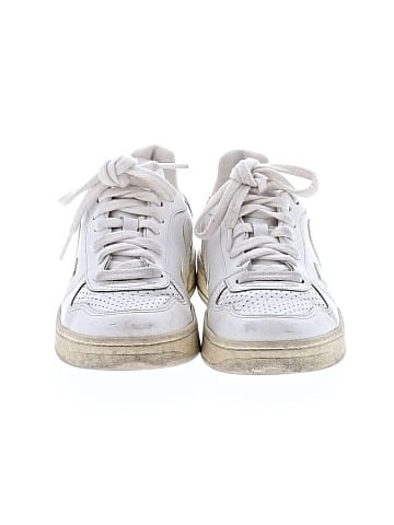 VEJA Sneakers (view 2)