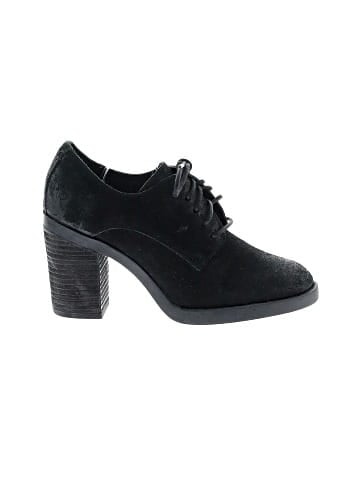 Born Heels (view 1)