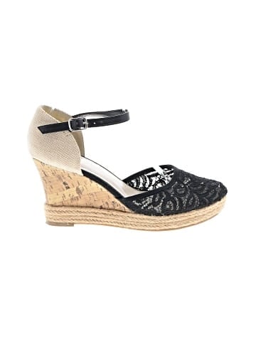 Apt. 9 Wedges (view 1)