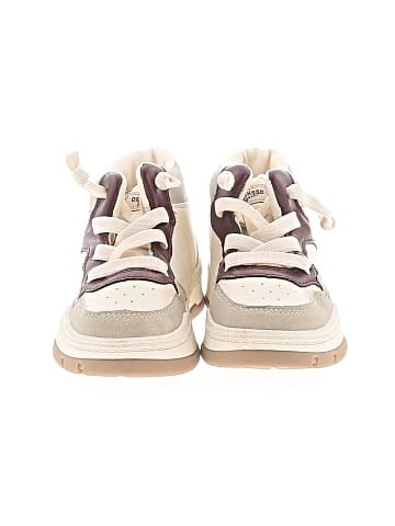 OshKosh B'gosh Sneakers (view 2)