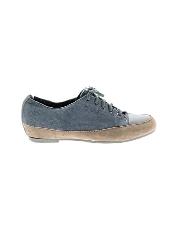 Munro American Sneakers (view 1)