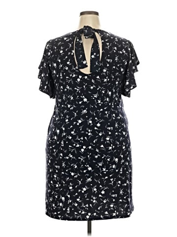 CeCe Short Sleeve T-Shirt (view 2)