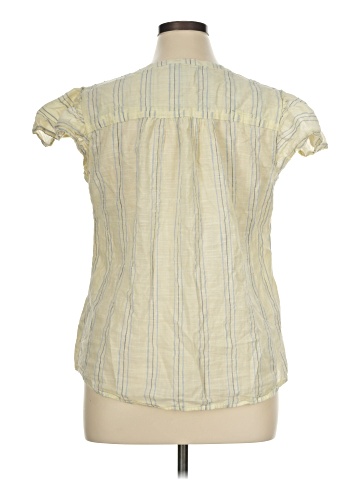 dip Short Sleeve Blouse (view 2)