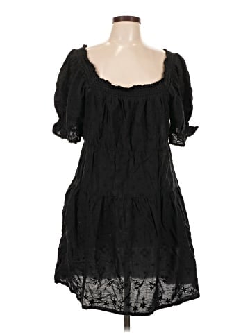 Old Navy Casual Dress (view 1)
