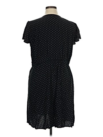 Old Navy Casual Dress (view 2)