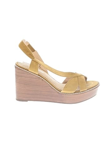 Farylrobin Wedges (view 1)