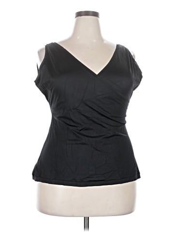 SPANX Sleeveless T-Shirt (view 1)