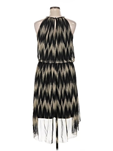 Roz & Ali Casual Dress (view 2)