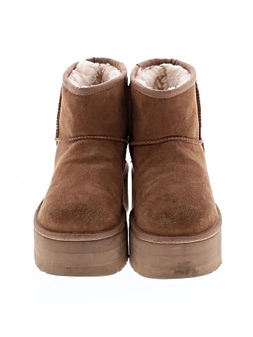 Ugg Ankle Boots (view 2)