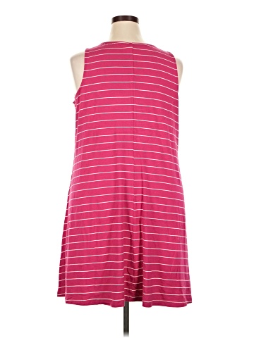 Old Navy Casual Dress (view 2)