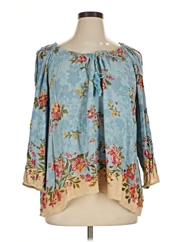 Nostalgia 3/4 Sleeve Blouse (view 1)